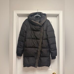 Vince Women’s Black Puffer Winter Jacket With Leather Trim Size XS